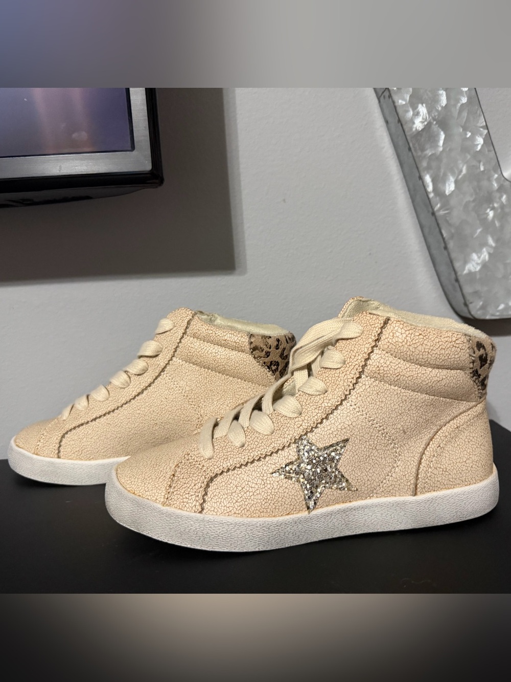 Women's Cream Glitter Star High-Top Sneakers